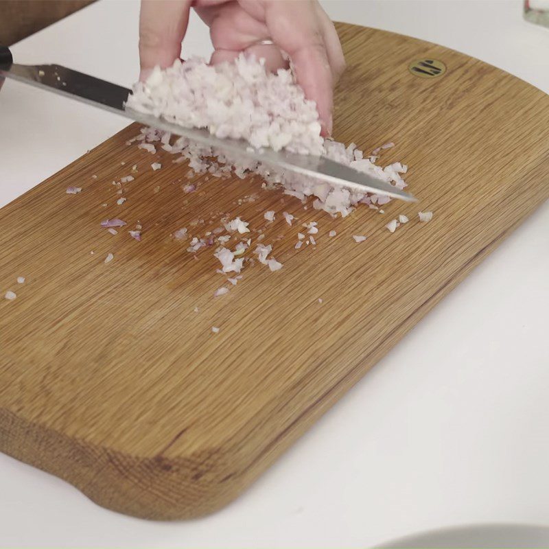 Step 1 Prepare the ingredients for Crispy Pork Belly