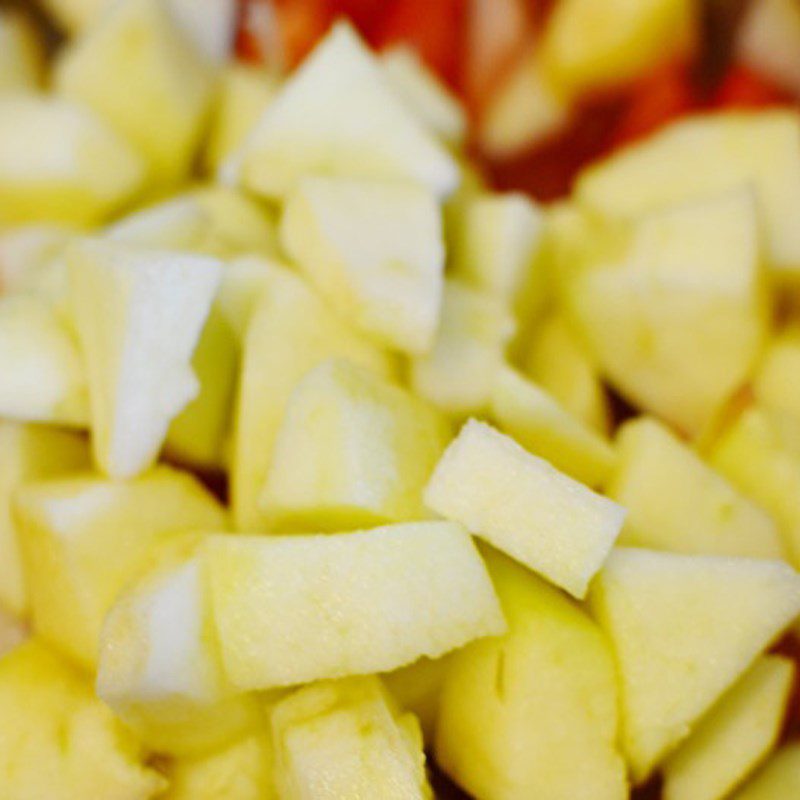 Step 1 Prepare the ingredients for Celery Apple Honey Juice