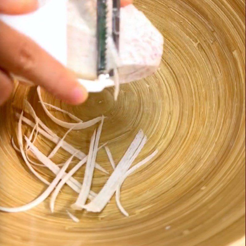 Step 1 Prepare the ingredients for Taro Vegetarian Spring Rolls