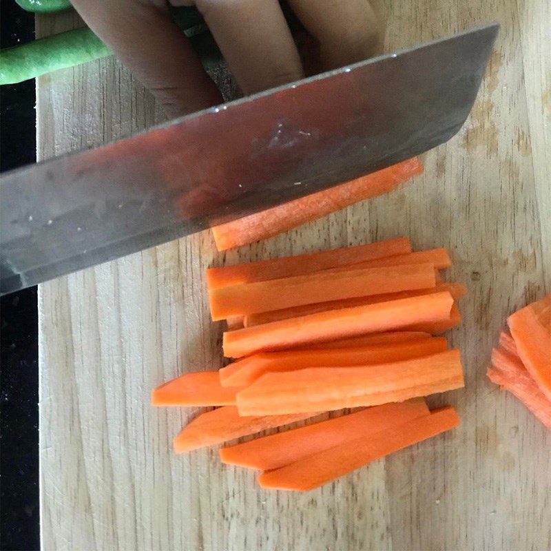 Step 1 Prepare the ingredients for Crispy Fried Vegetable Rolls