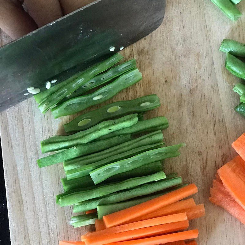 Step 1 Prepare the ingredients for Crispy Fried Vegetable Rolls