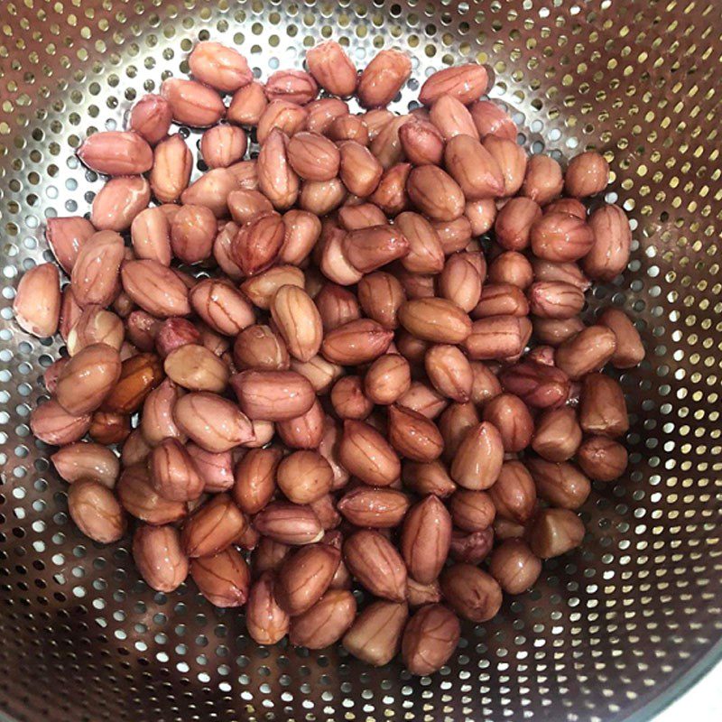 Step 1 Prepare the ingredients Sticky Rice with Peanuts using a Rice Cooker (recipe shared by users)