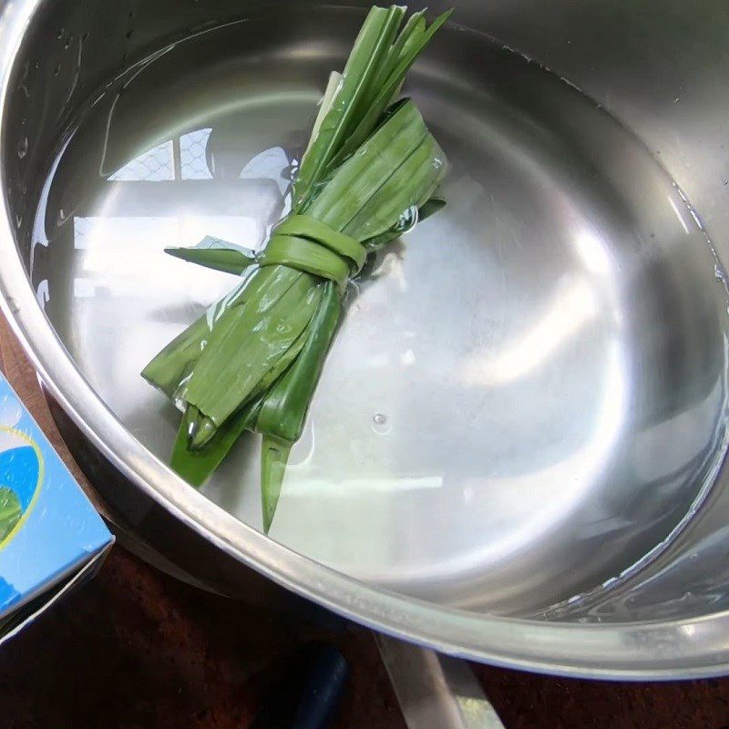 Step 1 Prepare the Ingredients for Gum Arabic with Chia Seeds