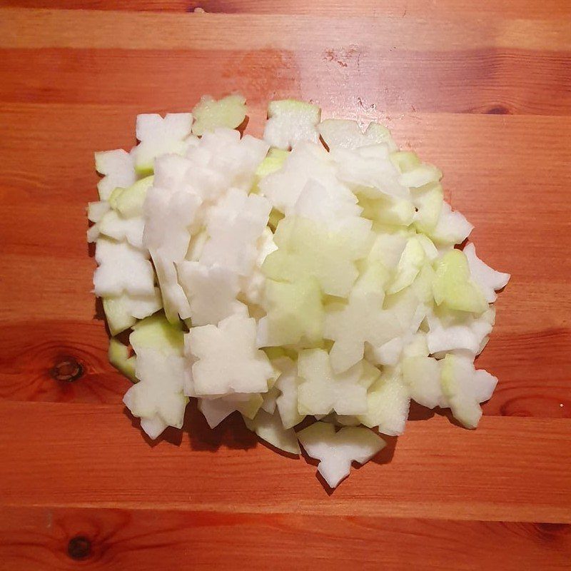 Step 1 Prepare the ingredients for Pickled Kohlrabi