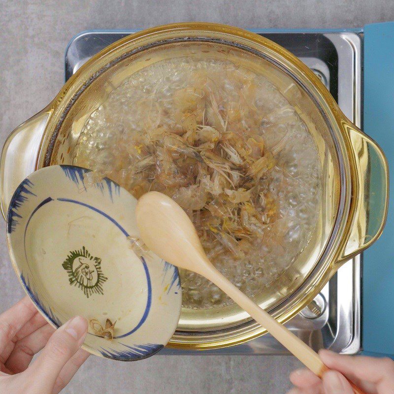 Step 1 Prepare ingredients for Steamed Rice Cakes with Shrimp and Pork filling