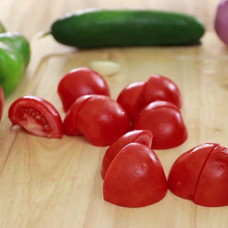 Step 1 Prepare the Ingredients for Spanish Cold Tomato Soup