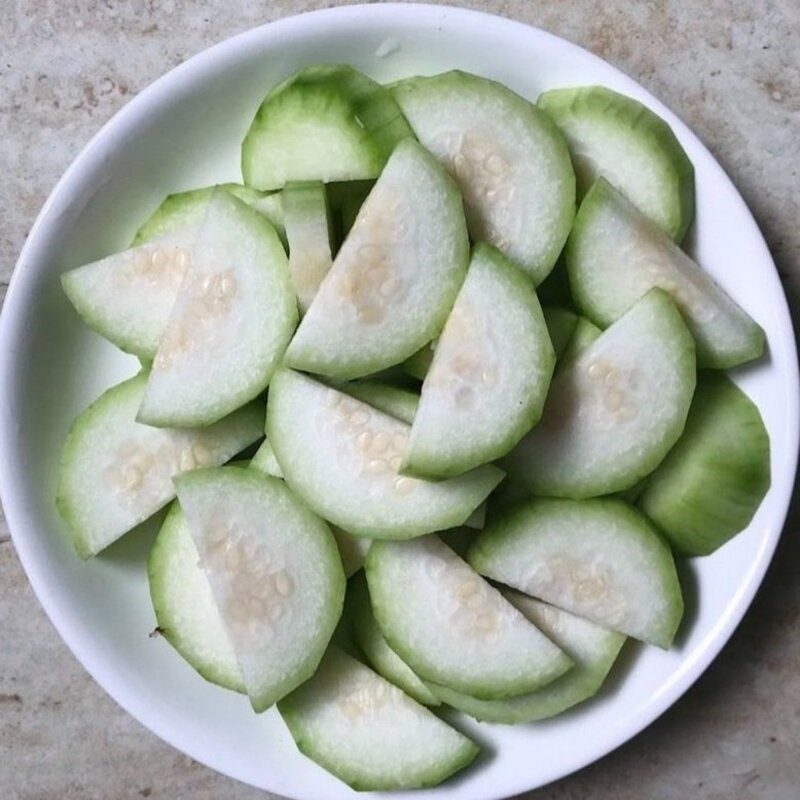 Step 1 Prepare the ingredients for Melon Soup with Dried Shrimp