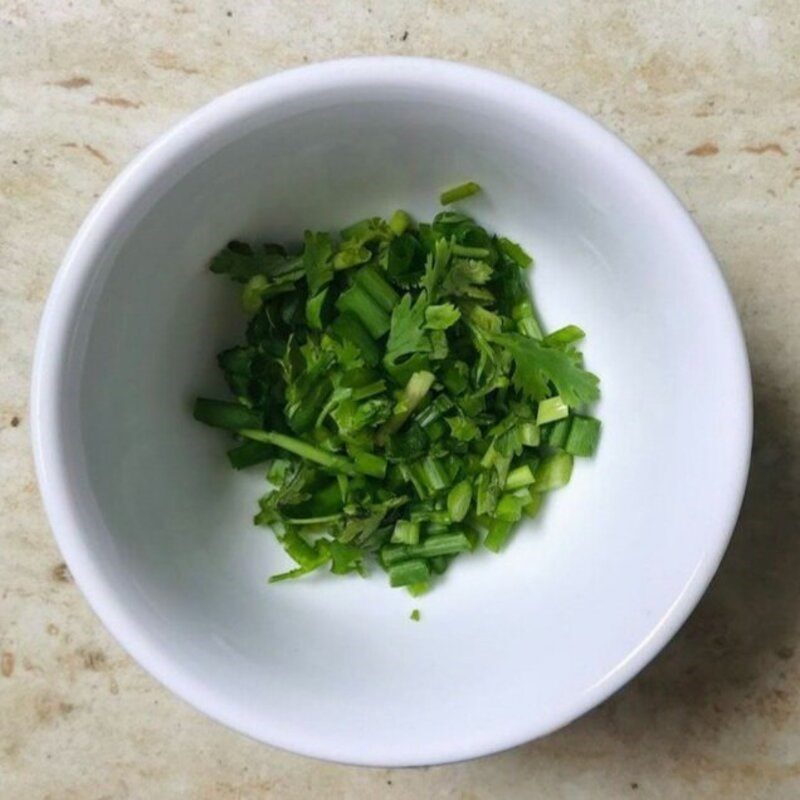 Step 1 Prepare the ingredients for the melon soup with dried shrimp