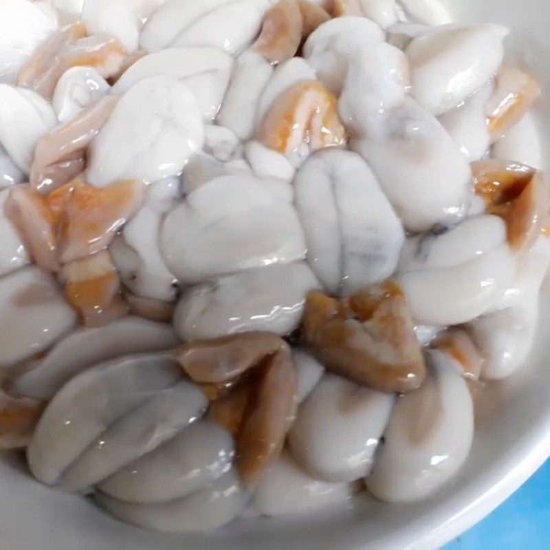 Step 1 Prepare the ingredients for Fried Squid Egg Cake