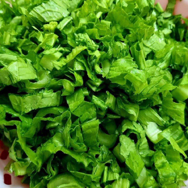 Step 2 Prepare the ingredients for Catfish Mustard Greens Soup