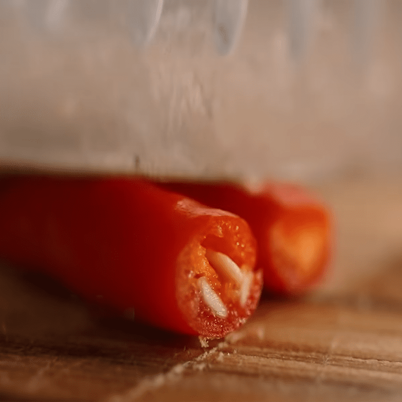 Step 1 Prepare the ingredients for Spicy Thai Basil Chicken Stir-fry