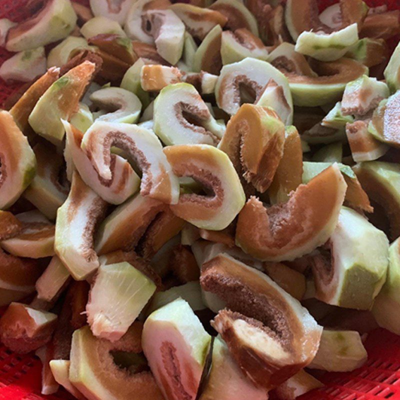 Step 1 Prepare the ingredients for Braised Figs with Meat