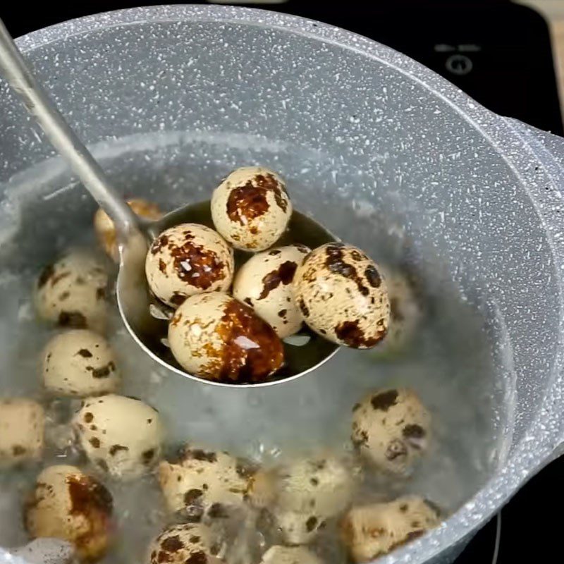 Step 1 Prepare the ingredients for the colorful mushroom soup