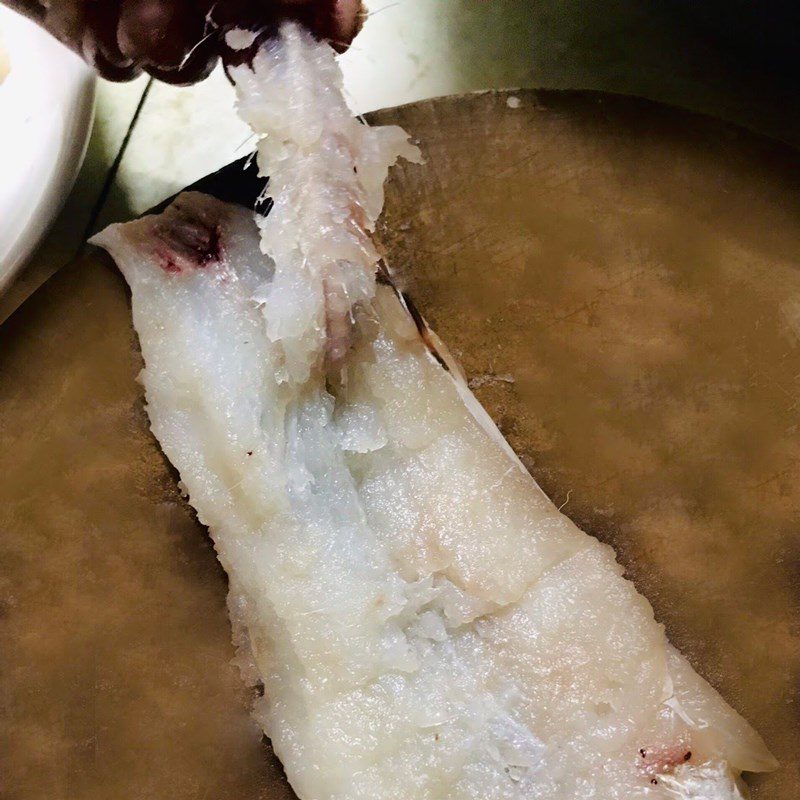 Step 1 Prepare the ingredients for Fried Mullet with Lemongrass and Chili