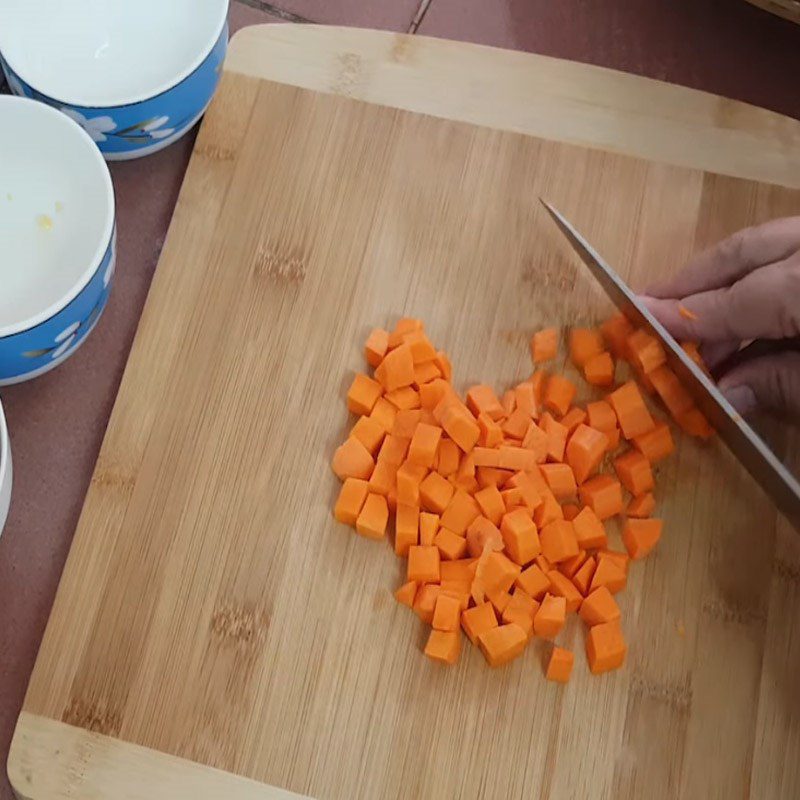 Step 1 Prepare the ingredients for Vegetarian Chicken Salad Porridge