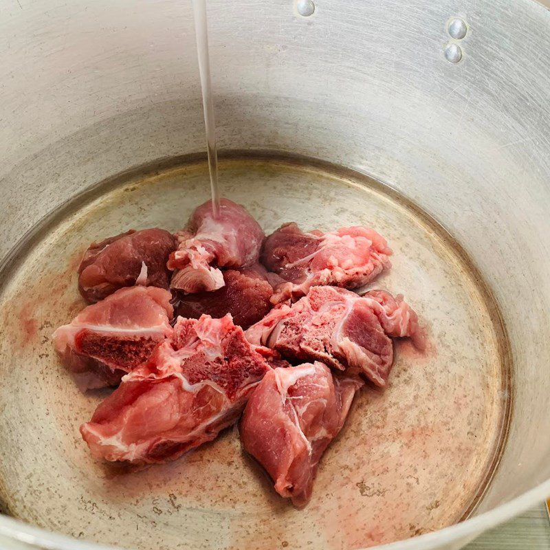 Step 1 Prepare the ingredients for Pumpkin Soup with Pork Bones