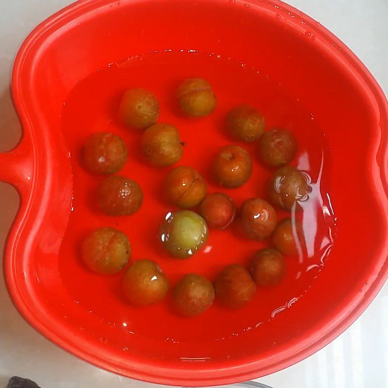 Step 1 Prepare the Ingredients for Plum Wine