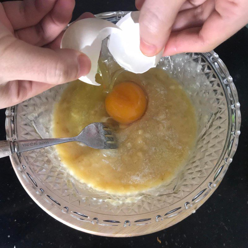 Step 1 Prepare the ingredients for Banana Muffins