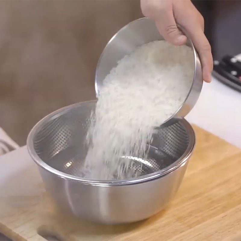 Step 1 Prepare the ingredients for Singapore Hainanese chicken rice