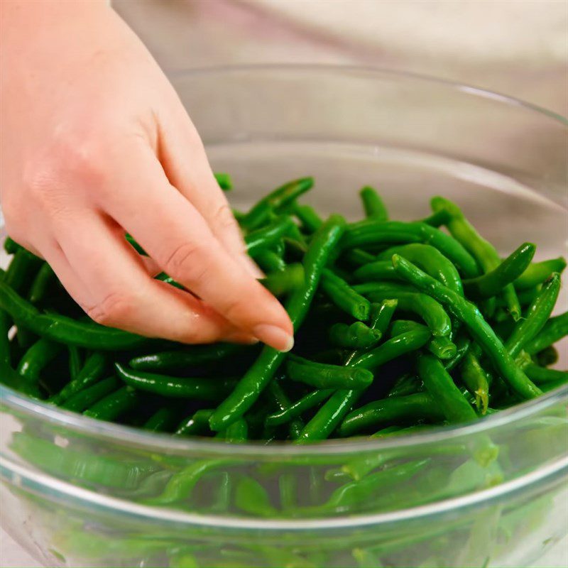 Step 1 Prepare ingredients for Baked Green Beans with Bacon