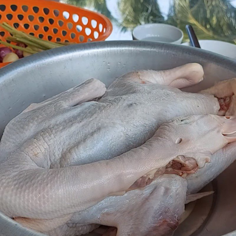 Step 1 Prepare Ingredients for Grilled Duck with Salt and Chili