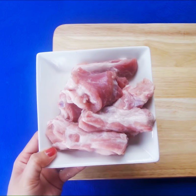 Step 1 Prepare the ingredients for Pork Rib Porridge