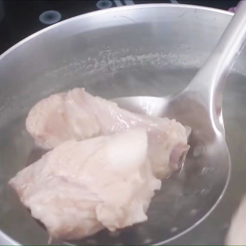 Step 1 Prepare the ingredients for Pork Rib Porridge