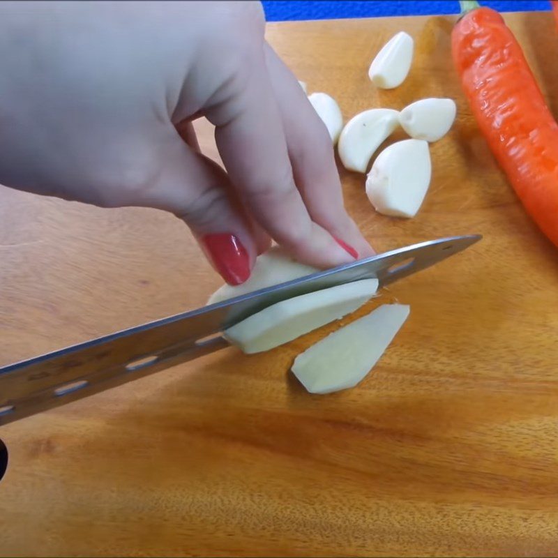 Step 1 Prepare the Ingredients for Sweet and Sour Chili Sauce