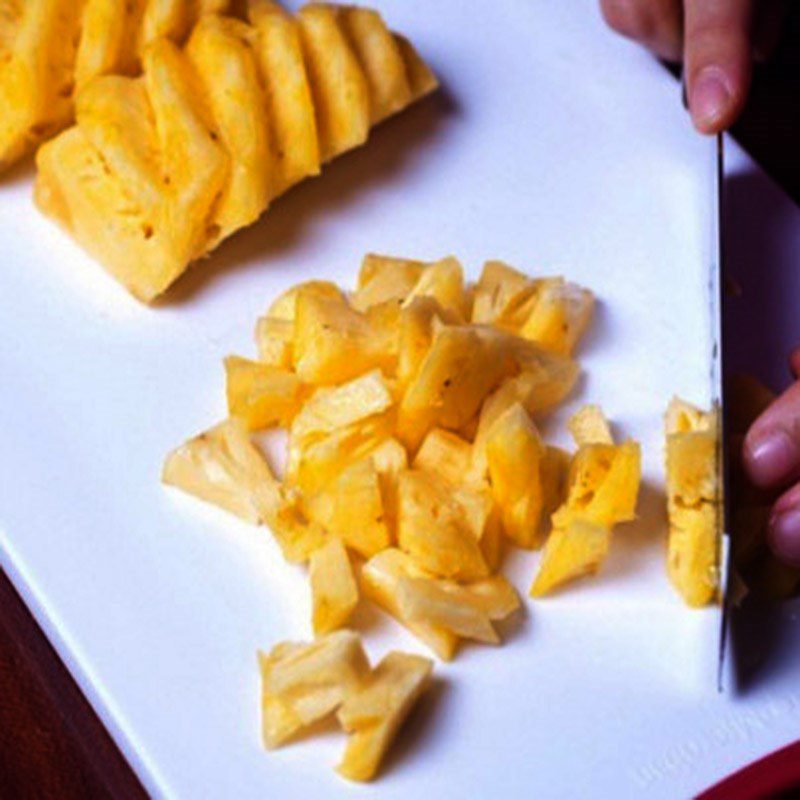 Step 1 Prepare the ingredients for Banana Pineapple Turmeric Ice Cream