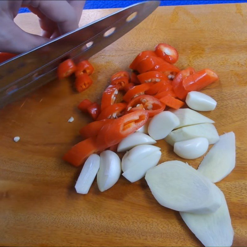 Step 1 Prepare the Ingredients for Sweet and Sour Chili Sauce