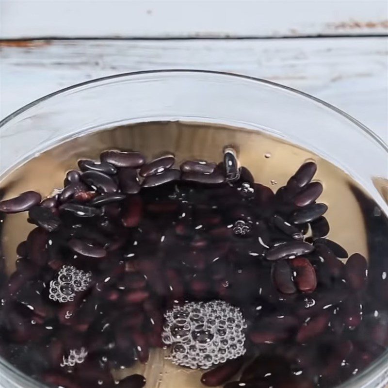 Step 1 Prepare the ingredients for Red Bean Stewed Beef Tendons