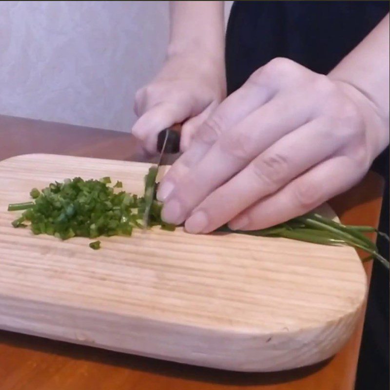 Step 1 Prepare the ingredients for Corn stir-fried with eggs