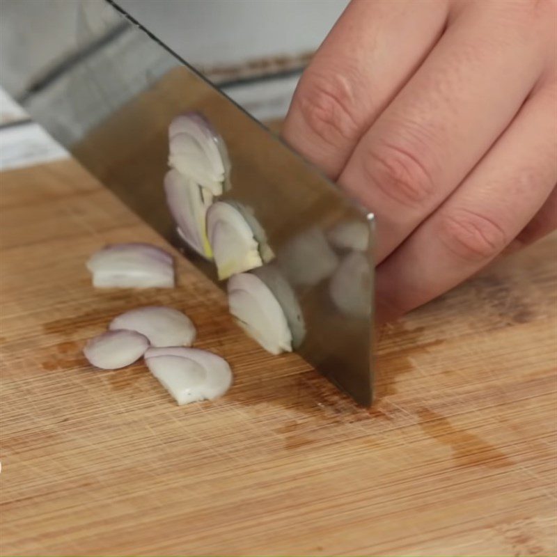 Step 1 Prepare the ingredients for Red Bean Stewed Beef Tendons