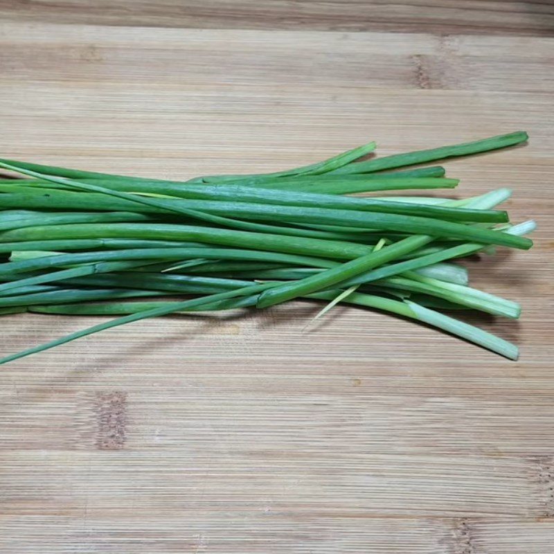 Step 1 Prepare the ingredients for Mixed Rice Paper with Scallion Oil and Satay