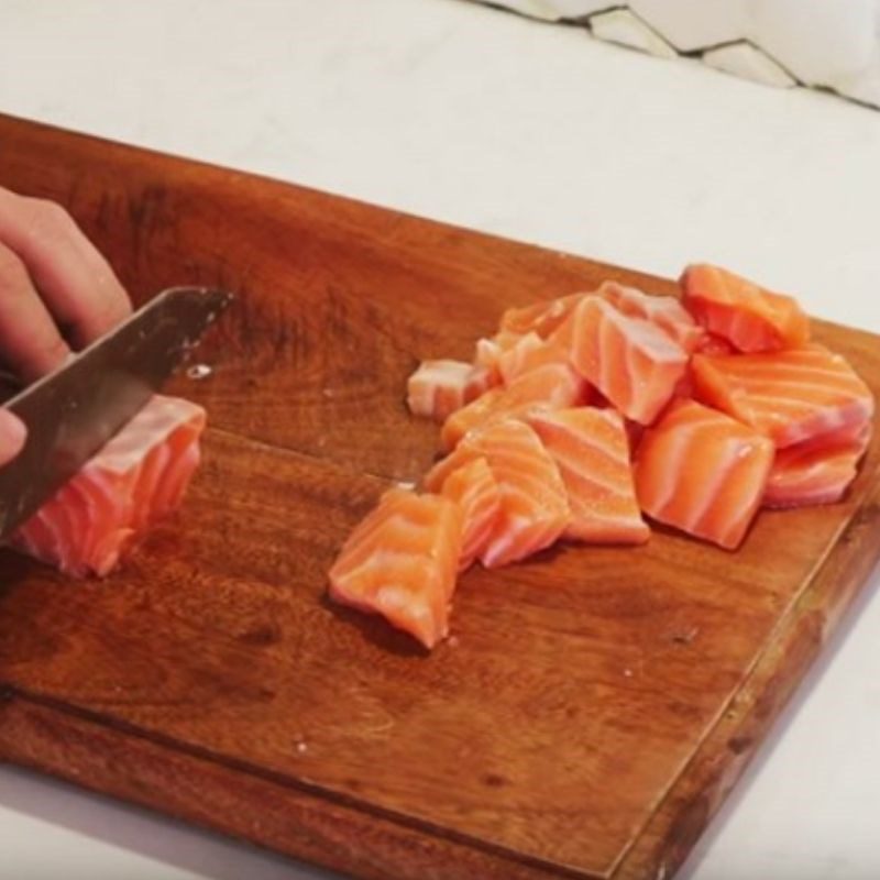 Step 1 Prepare the ingredients for Salmon Pasta with Cream Sauce