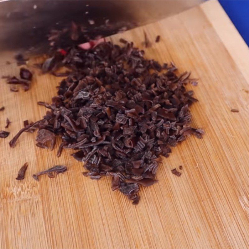 Step 1 Prepare the ingredients for vegetarian Bánh khọt with rice flour