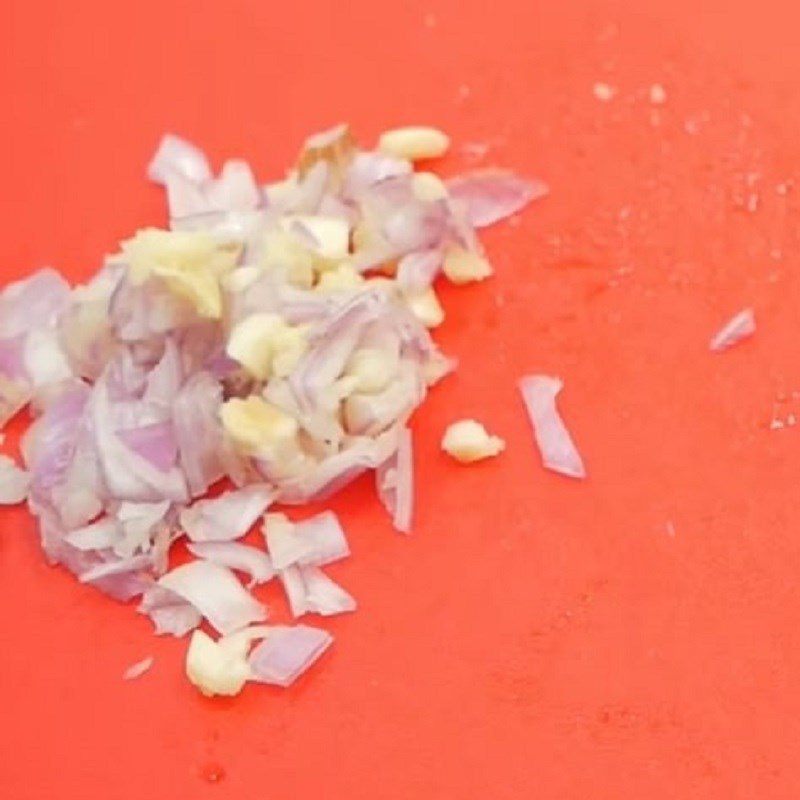 Step 1 Prepare the ingredients for Dandelion Salad with Beef