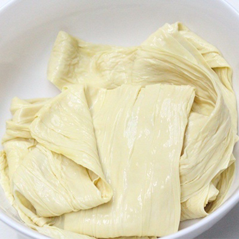 Step 1 Prepare the ingredients for Tofu Skin Rolls with Chicken Mushroom