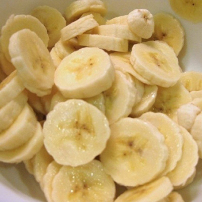 Step 1 Prepare the ingredients for Matcha Peach Banana Smoothie