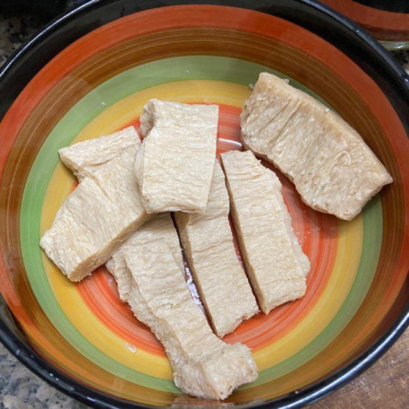 Step 1 Prepare the ingredients for Braised Vegan Ribs in Coconut Water