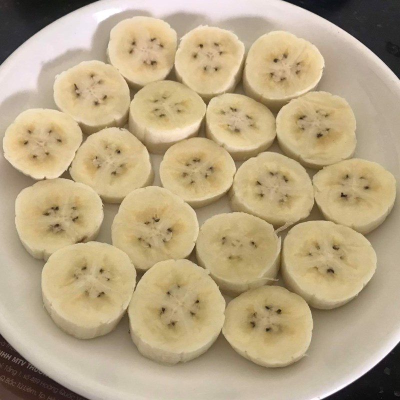 Step 1 Prepare the ingredients for Steamed Banana Cake with Coconut Milk using Tapioca Flour