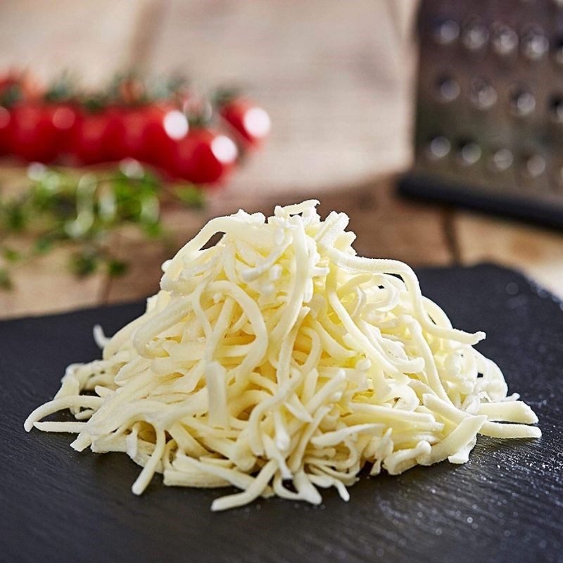 Step 1 Prepare the ingredients for Salmon Pasta with Cream Sauce