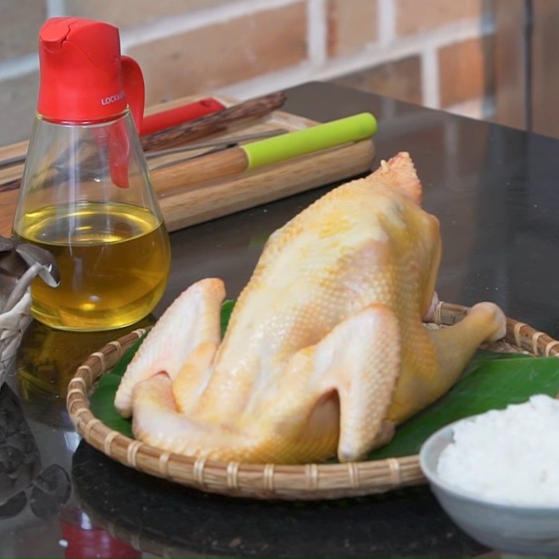 Step 1 Prepare the ingredients for Chicken Porridge with Mushroom and Ginger