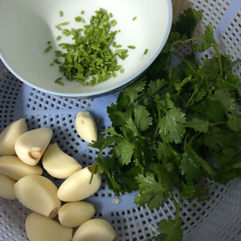 Step 1 Prepare the ingredients for Garlic Butter Bread in the microwave