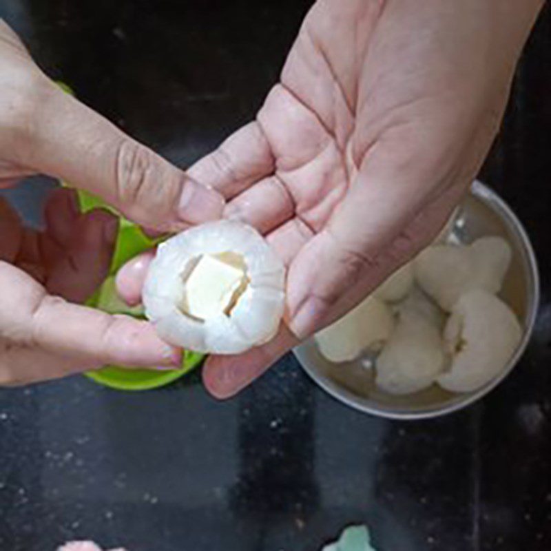 Step 1 Prepare ingredients Fried cheese lychee