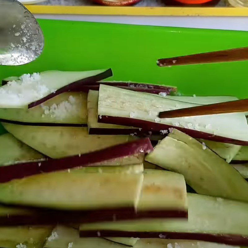 Step 1 Prepare the ingredients for Grilled Vegetarian Eggplant Rolls