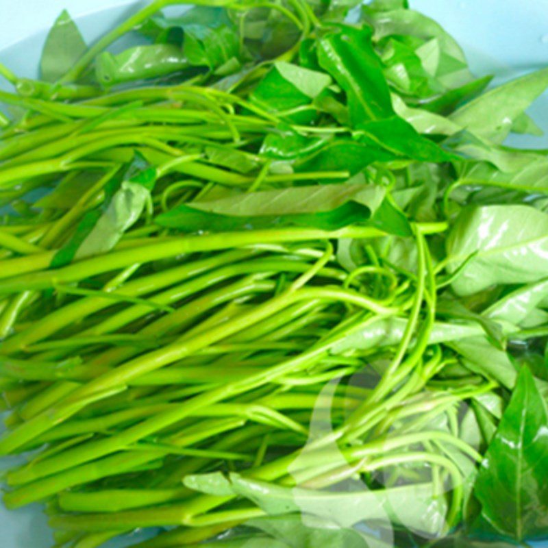 Step 1 Prepare the ingredients for Water Spinach Soup with Tomato and Shrimp Paste