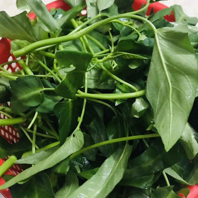 Step 1 Prepare the ingredients for Stir-fried Water Spinach with Garlic