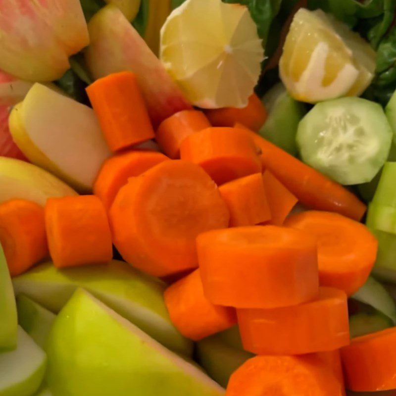 Step 1 Prepare the ingredients for Rainbow chard carrot apple juice