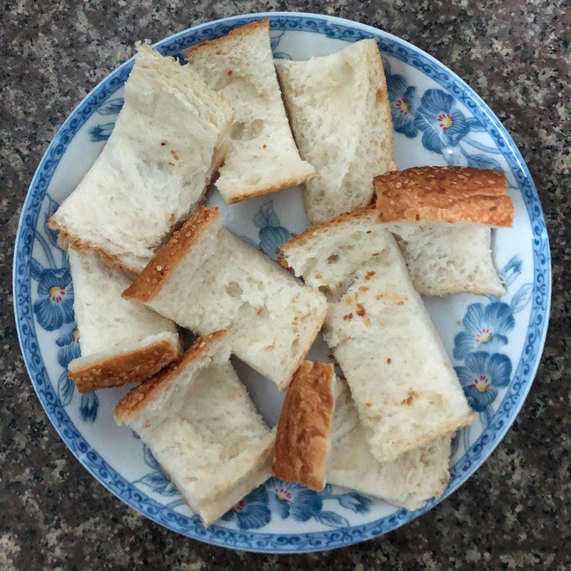 Step 1 Prepare the ingredients for Garlic Butter Bread in the microwave